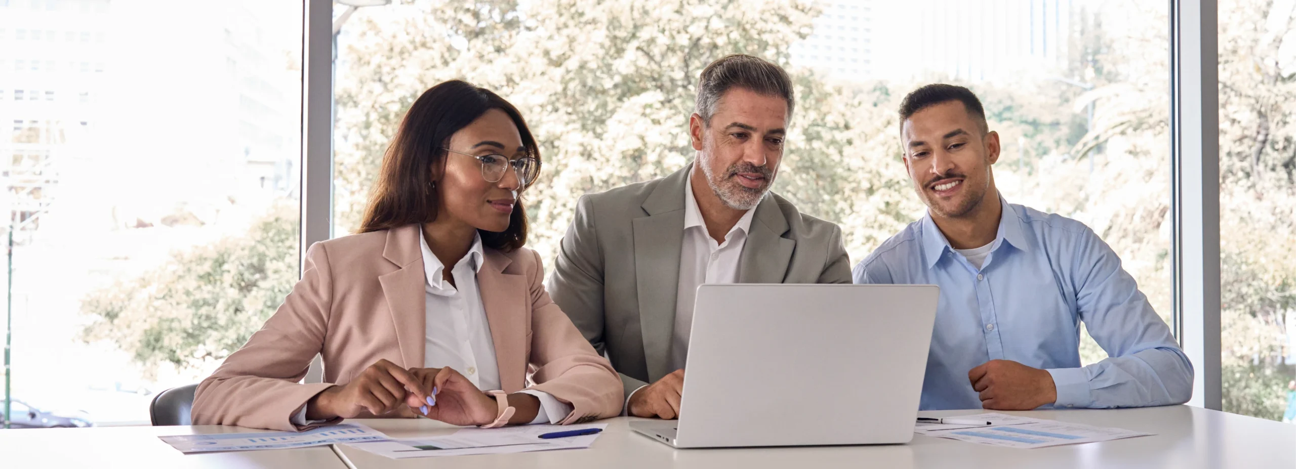 advisor-managed-daf-via-rcf_hero-img-scaled